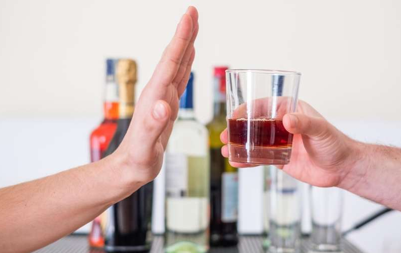 «больше ни капли»: как отказ от алкоголя сделает вашу жизнь лучше