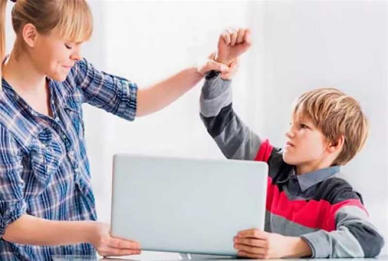 Компьютерная зависимость детей: признаки, причины и последствия