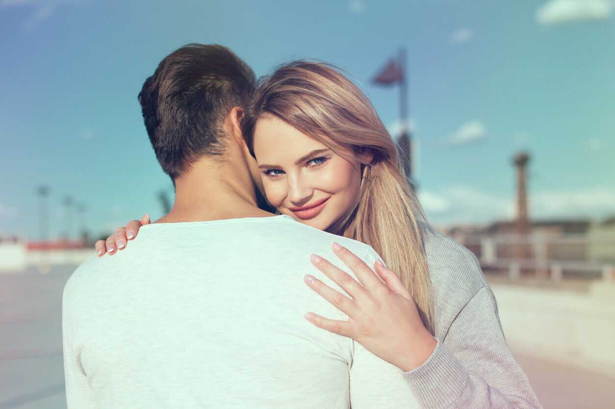 Как влюбить в себя парня: 10 способов, советы психологов
